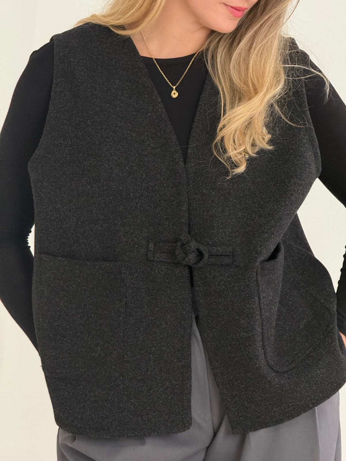 GILET GRIS FONCE