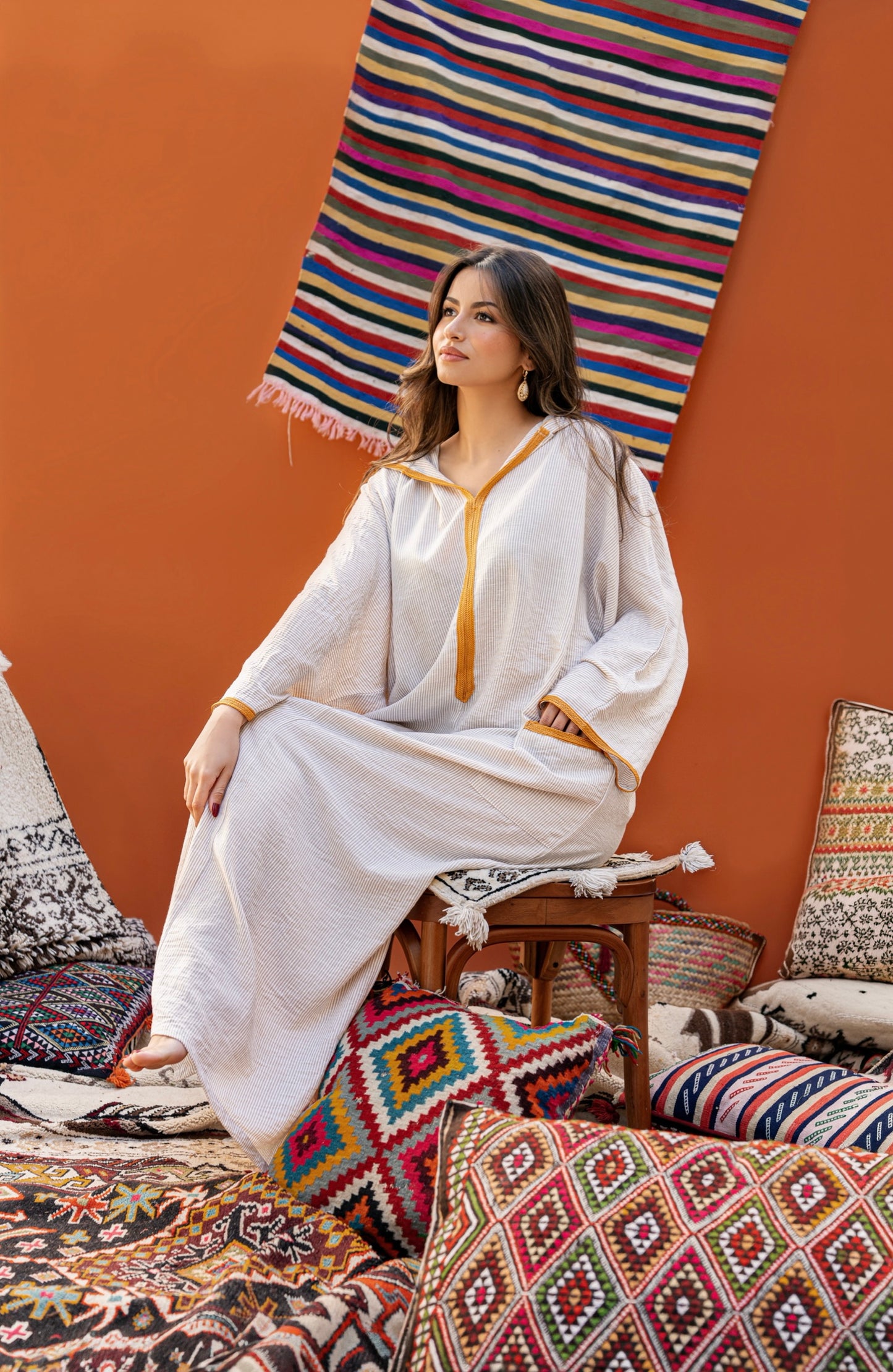 DJELLABA EN LIN À CAPUCHE BEIGE