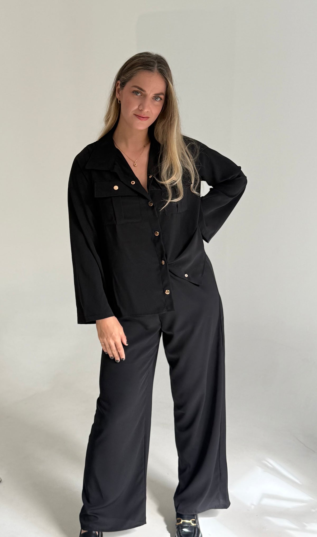 ENSEMBLE A POCHES NOIR