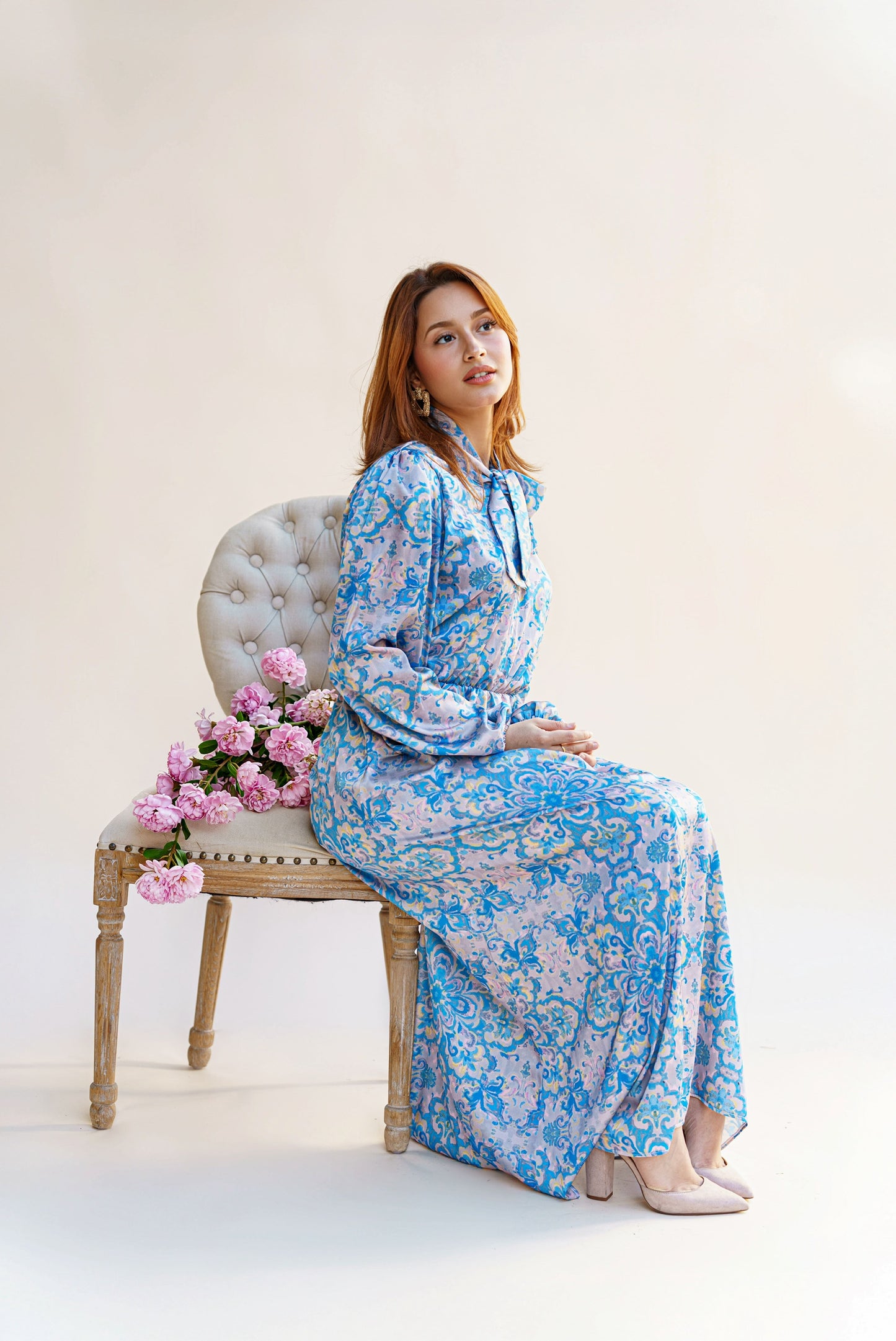 ROBE COL CRAVATE BLEU