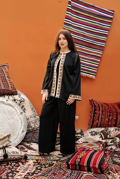 ENSEMBLE EN SATIN NOIR