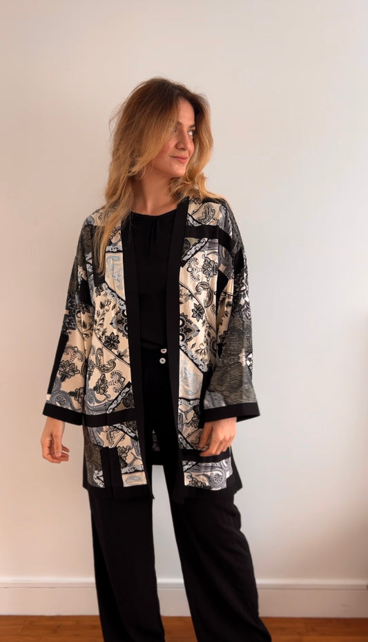 KIMONO A MOTIFS BIAIS