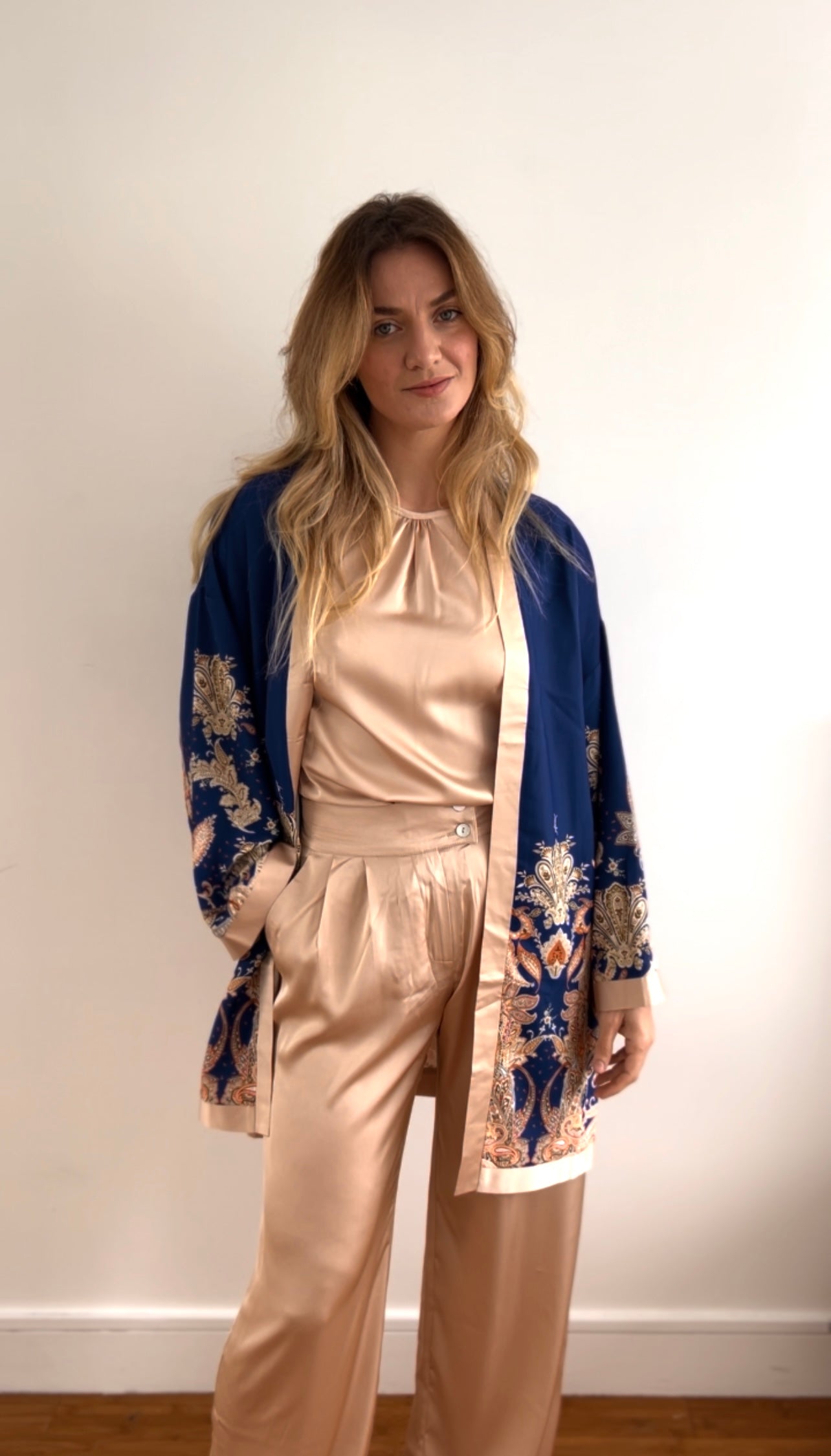 KIMONO SATIN