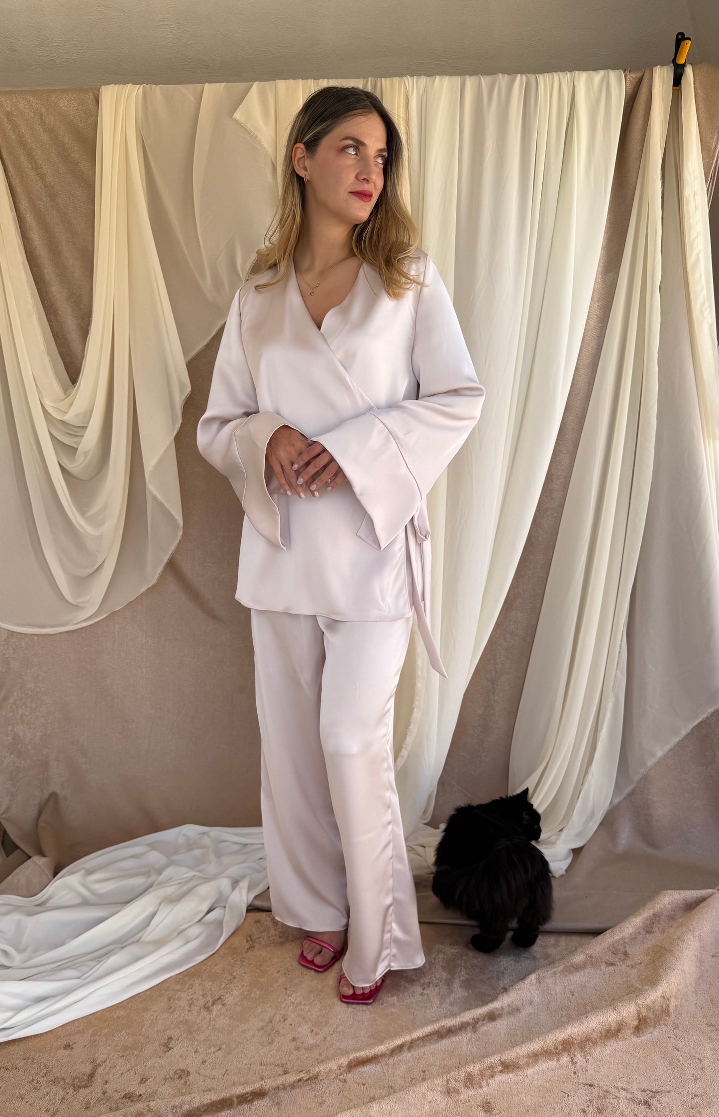 ENSEMBLE EN SATIN ROSE