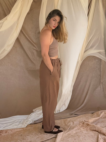 PANTALON EN LIN MARRON