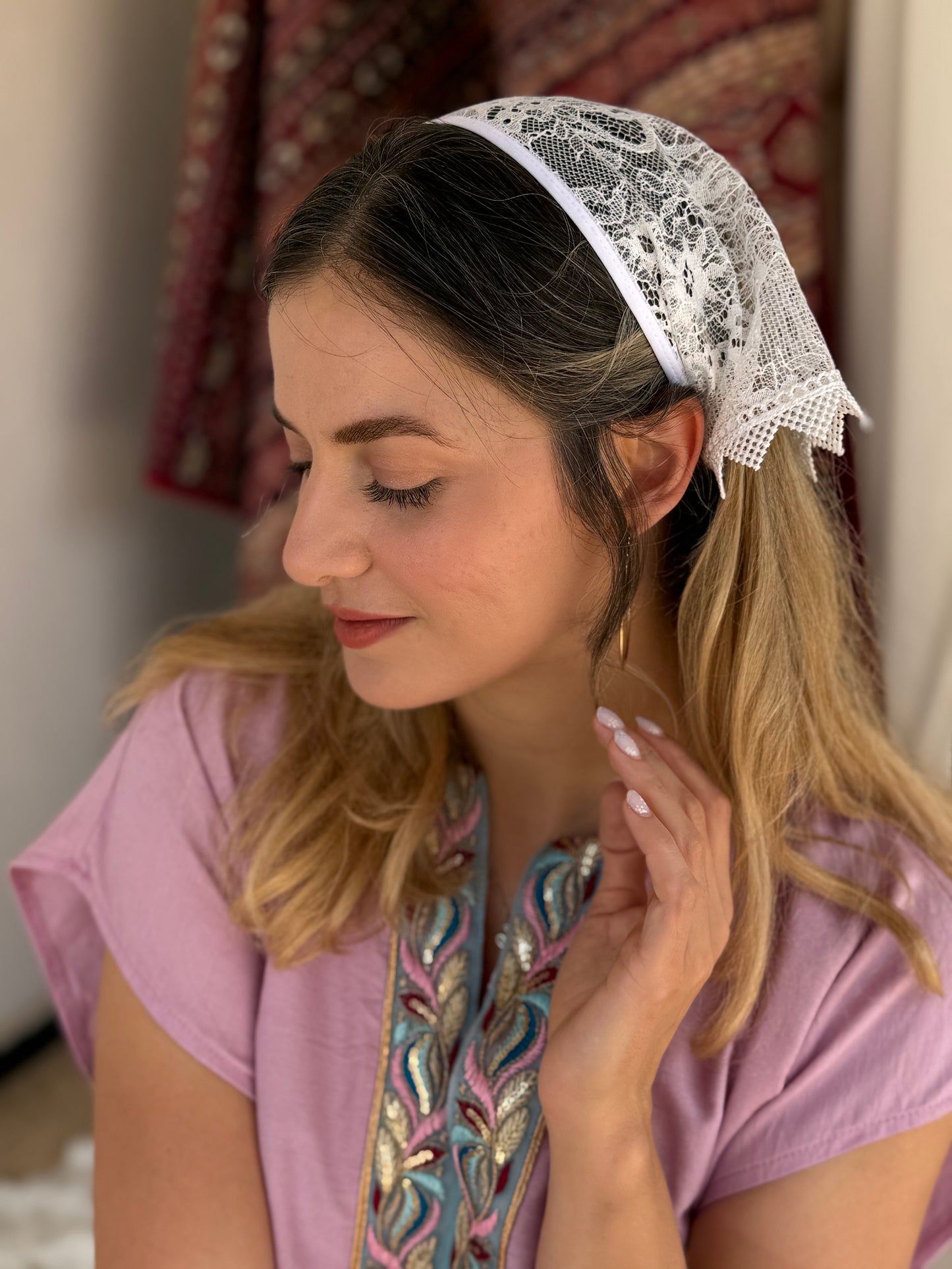 FOULARD EN DENTELLE