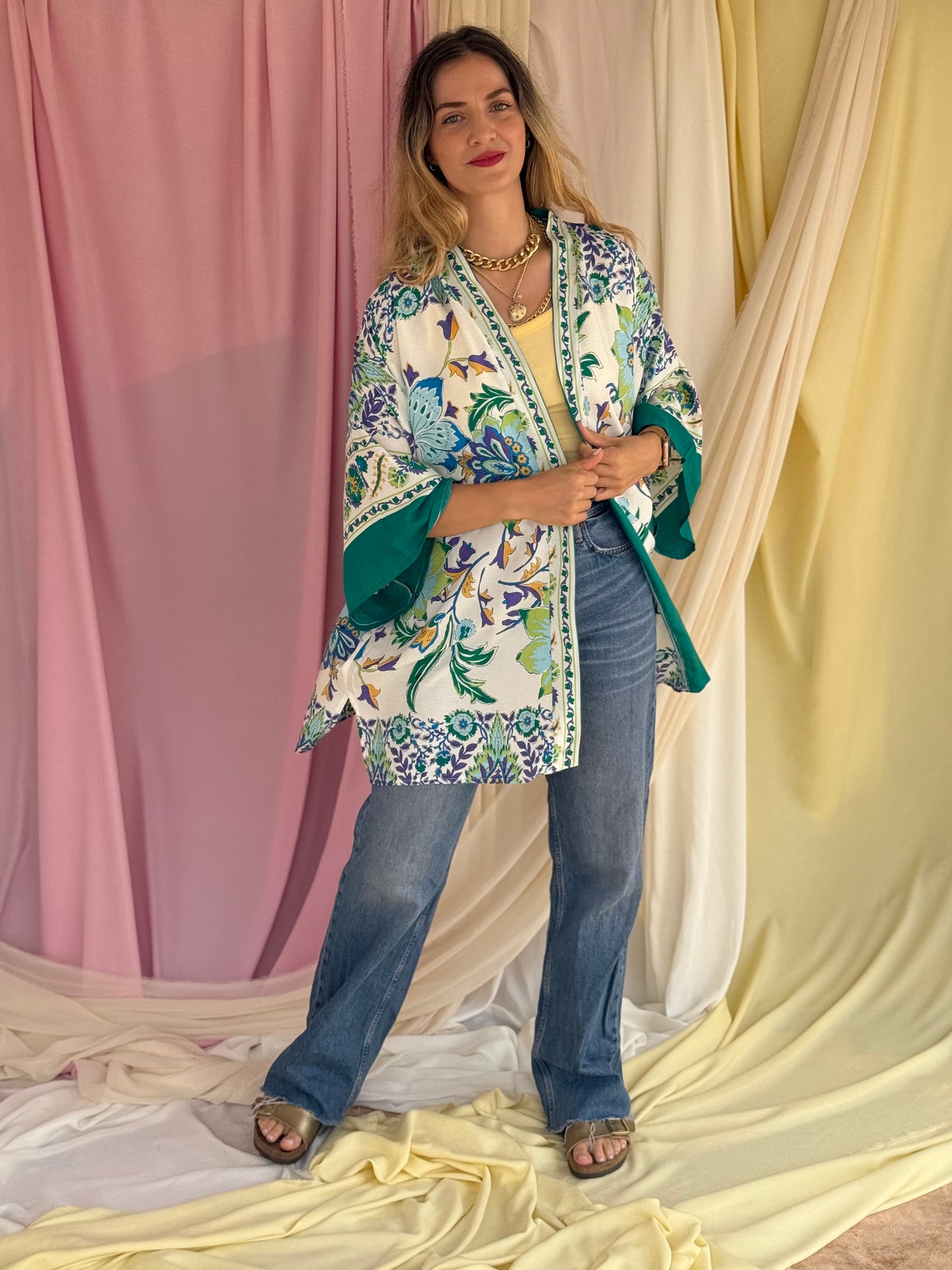 KIMONO A FLEURS VERT