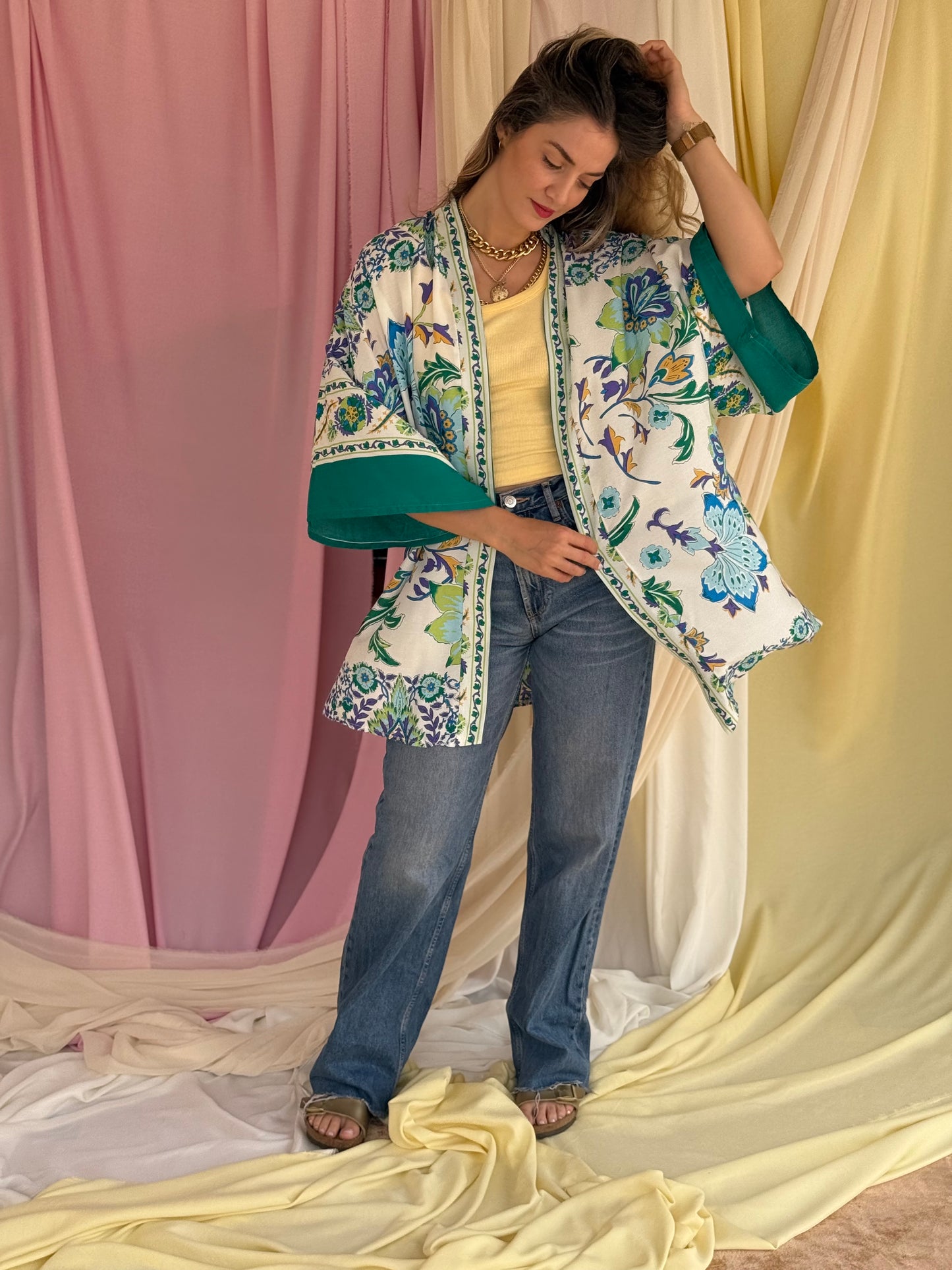 KIMONO A FLEURS VERT