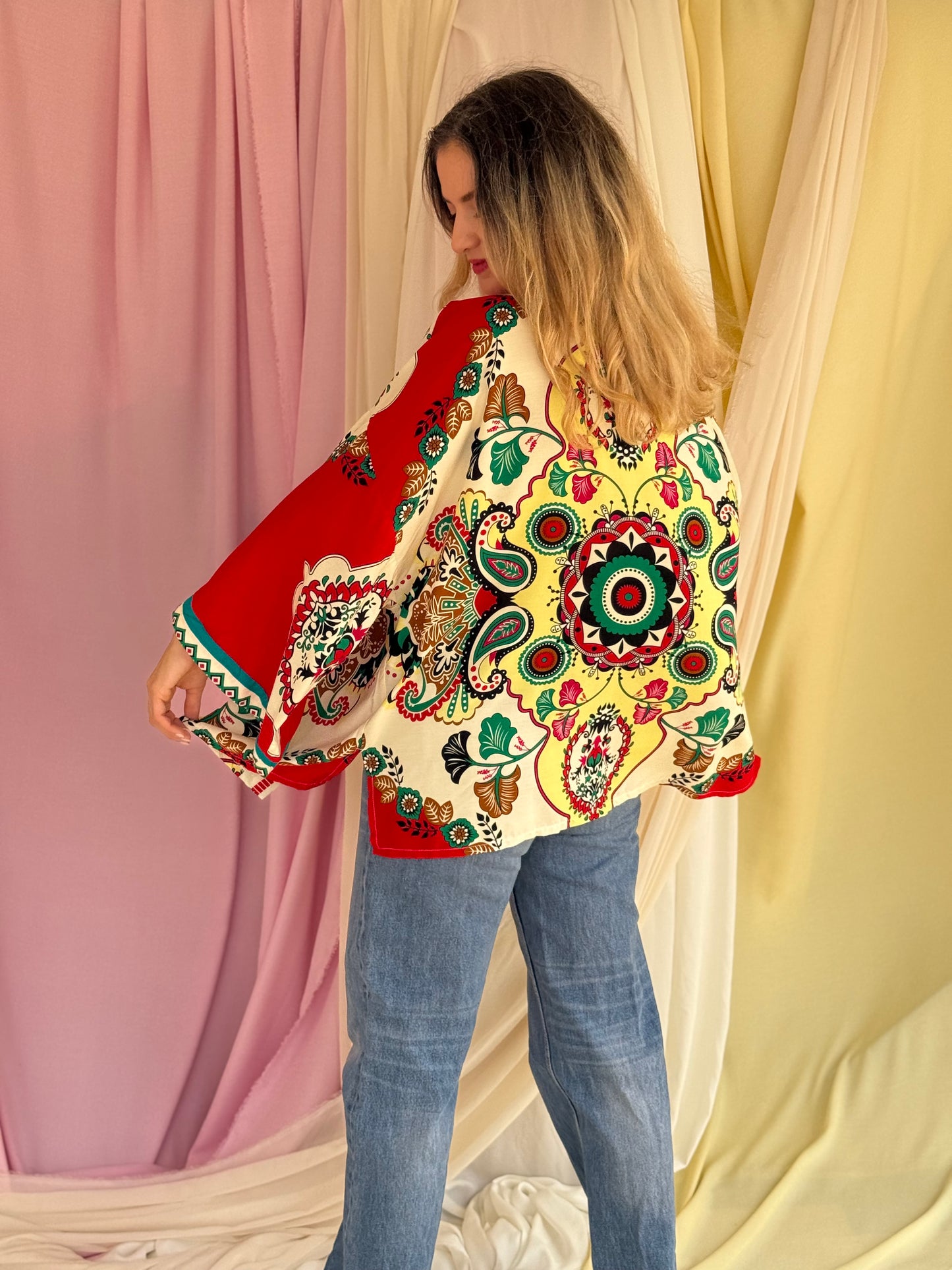 KIMONO MANDALA ROUGE