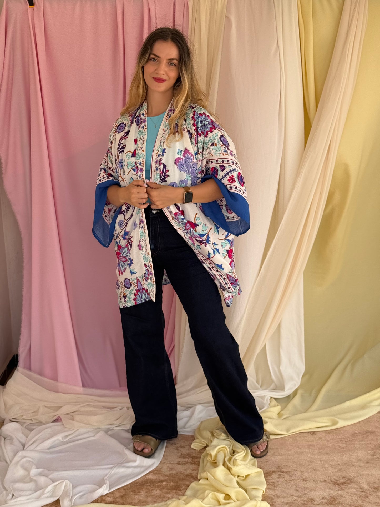 KIMONO A FLEURS BLEU