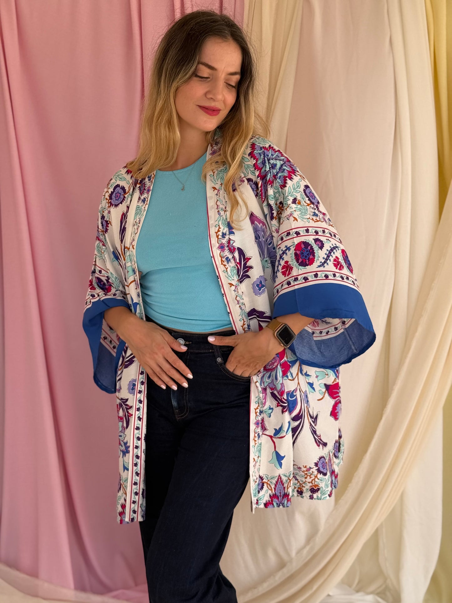 KIMONO A FLEURS BLEU