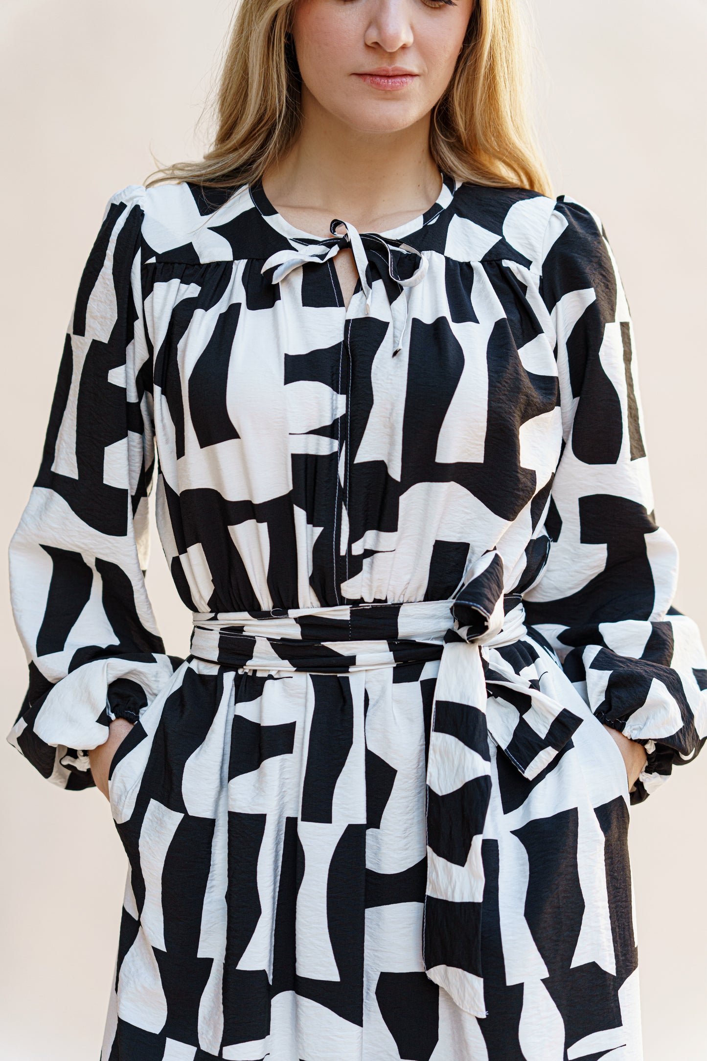 ROBE LONGUE EN JACQUARD NOIR