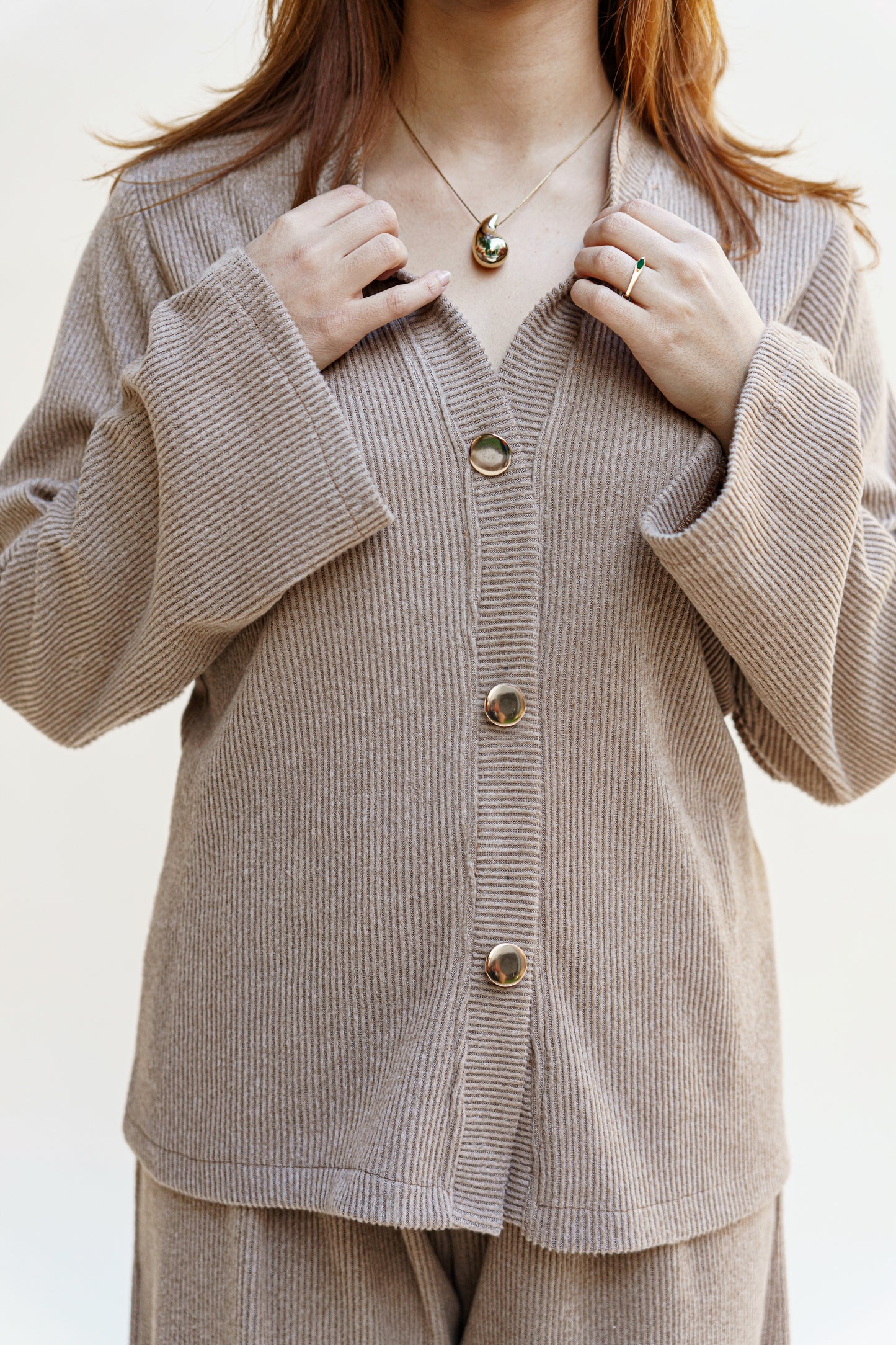 ENSEMBLE BOUTONS DORES BEIGE