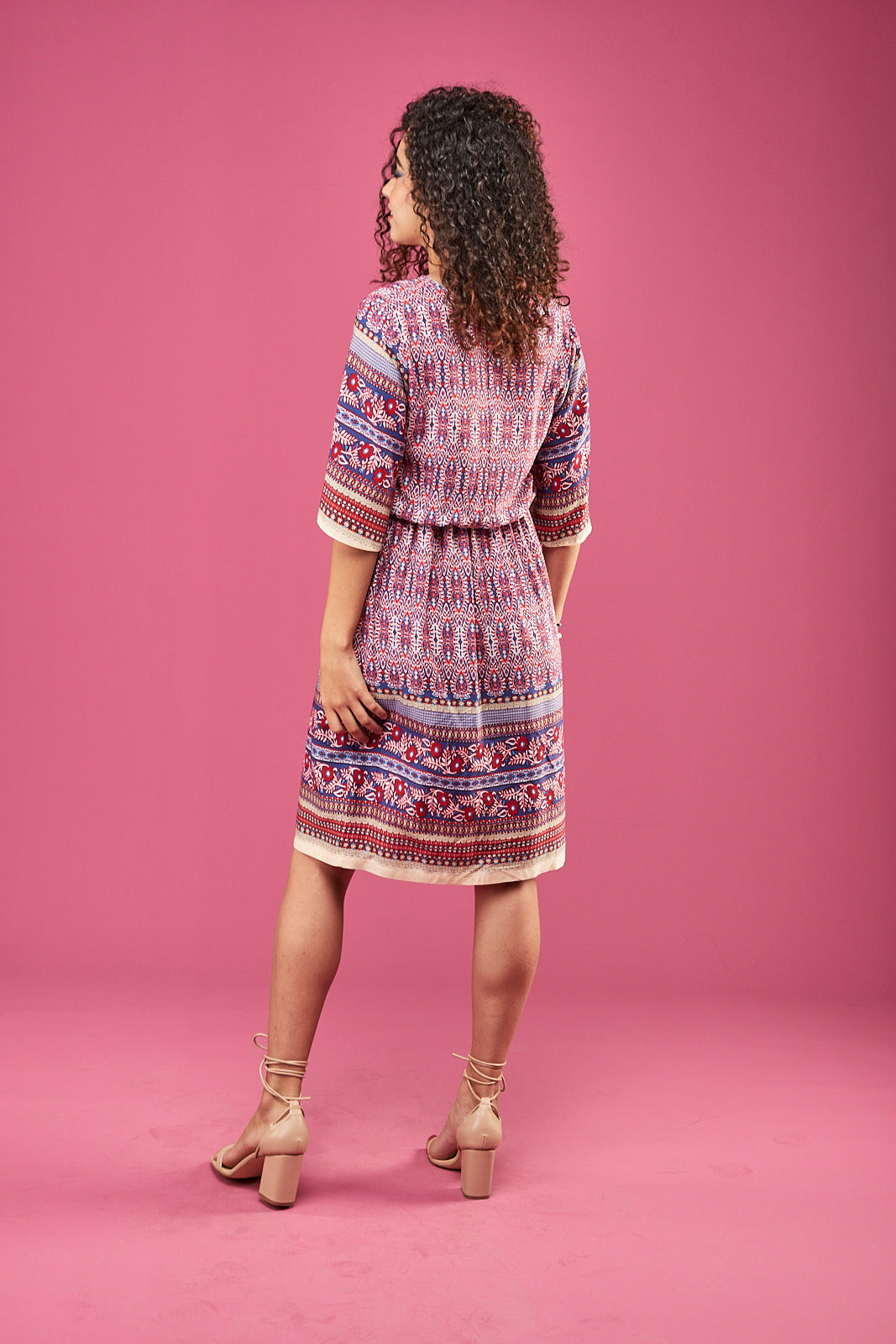 ROBE COURTE